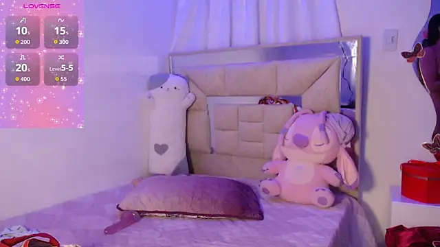 Snapshot of AlitaAnisee chatting on February 9, 2026, 12:19 am AlitaAnisee online show from February 9, 2026, 12:19 am