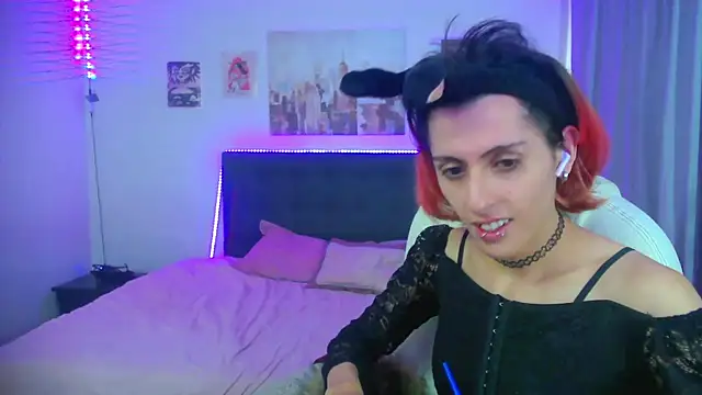 goth minerva online show from April 14, 2026, 1:49 pm