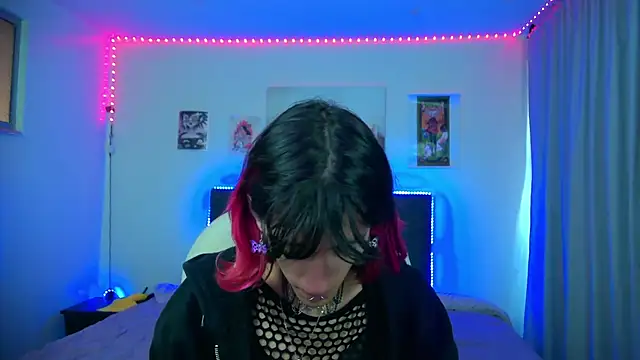 Snapshot of goth_minerva chatting on March 1, 2026, 1:33 pm goth minerva online show from March 1, 2026, 1:33 pm