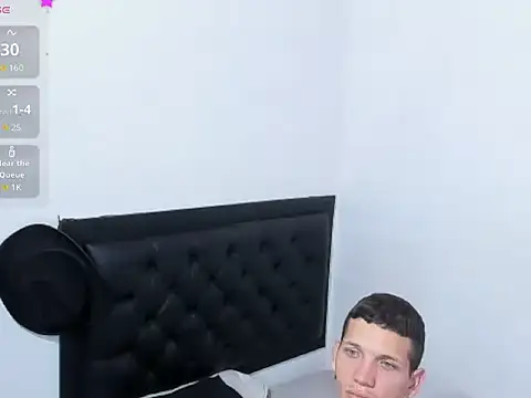 Snapshot of kevinkewman chatting on February 8, 2026, 11:08 am kevinkewman online show from February 8, 2026, 11:08 am