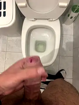 Snapshot of donmike01 chatting on October 8, 2025, 11:49 pm donmike01 online show from October 8, 2025, 11:49 pm