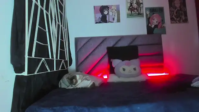 KARINNA  RAVEN online show from December 2, 2025, 12:44 am