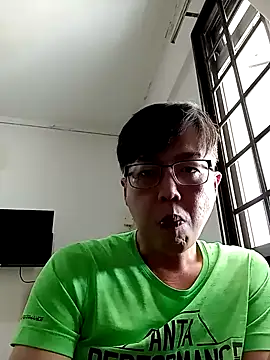 Snapshot of akumasian chatting on March 23, 2025, 6:37 am akumasian online show from March 23, 2025, 6:37 am