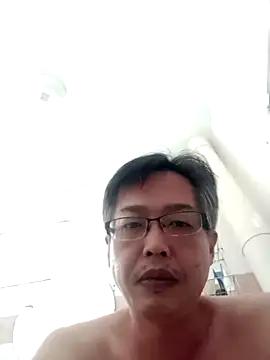 Snapshot of akumasian chatting on October 18, 2025, 8:05 am akumasian online show from October 18, 2025, 8:05 am