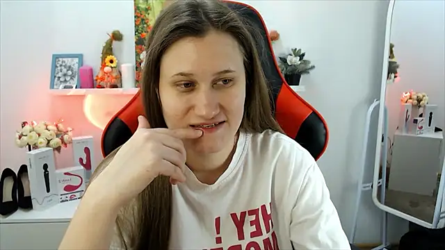 Snapshot of Lucky_Lana chatting on January 17, 2026, 3:32 am Lucky Lana online show from January 17, 2026, 3:32 am