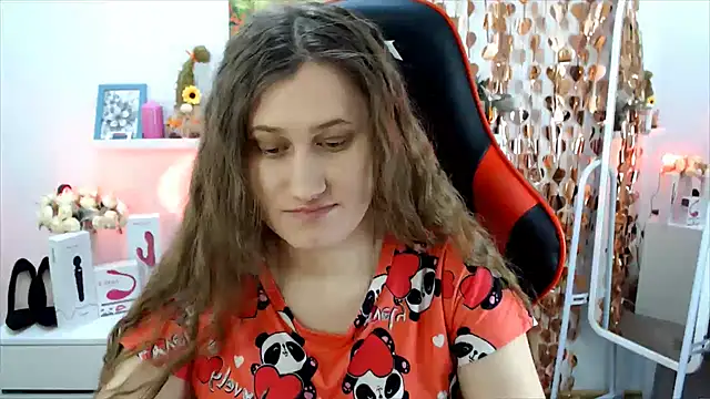 Snapshot of Lucky_Lana chatting on February 14, 2026, 4:02 am Lucky Lana online show from February 14, 2026, 4:02 am