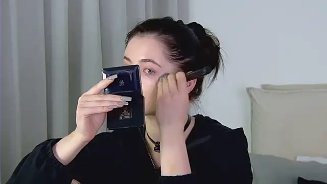 AshleyD  online show from February 9, 2026, 2:53 am