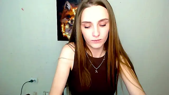 Doll Angelina online show from May 25, 2026, 6:12 am