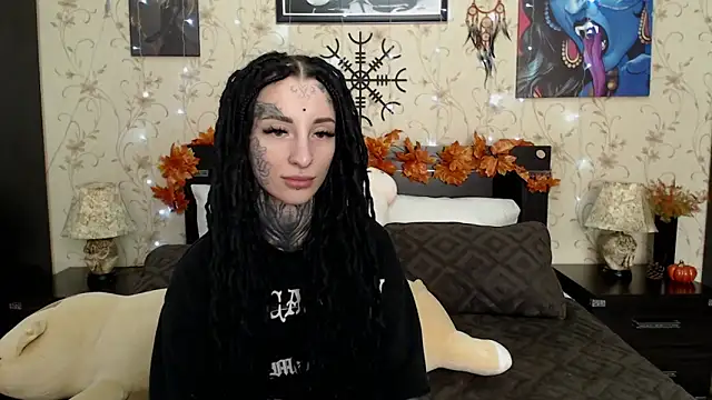 Velvetbat online show from November 1, 2025, 8:08 am