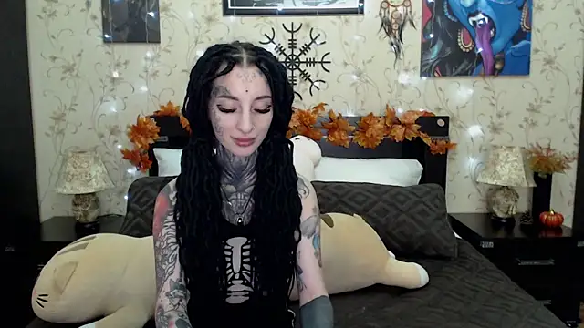 Velvetbat online show from November 12, 2025, 7:12 am