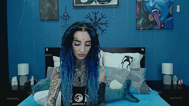 Velvetbat online show from April 2, 2026, 7:15 am