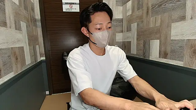 Snapshot of i_am_Hiro chatting on July 10, 2026, 4:12 am i am Hiro online show from July 10, 2026, 4:12 am