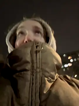 bambi lu online show from December 4, 2025, 7:46 pm