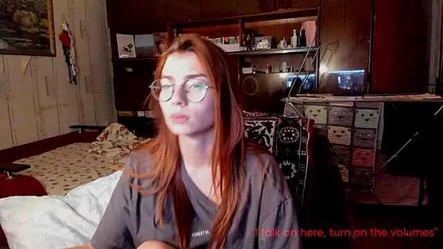 Snapshot of AngelaSwan chatting on September 13, 2025, 2:28 pm AngelaSwan online show from September 13, 2025, 2:28 pm