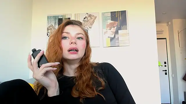 Snapshot of AngelaSwan chatting on March 20, 2025, 12:00 pm AngelaSwan online show from March 20, 2025, 12:00 pm