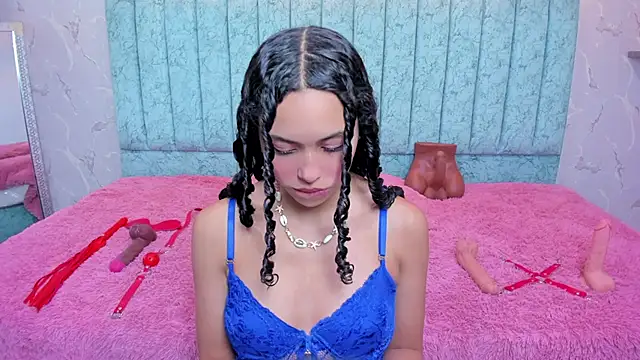 danix coruscans online show from February 24, 2026, 7:15 pm