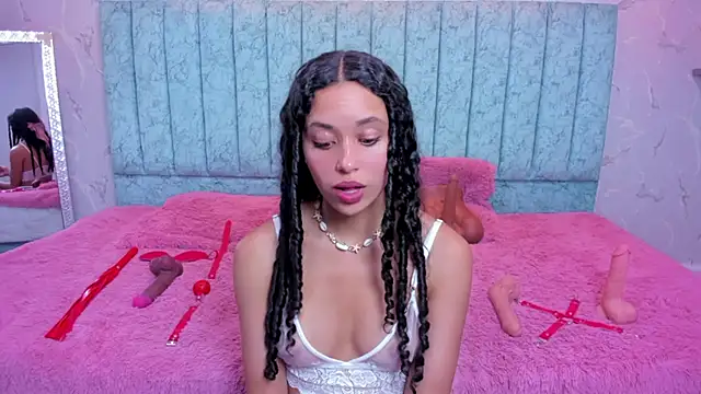 danix coruscans online show from February 4, 2026, 9:10 pm