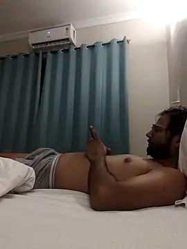 UAjit online show from November 2, 2025, 7:08 pm