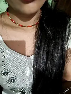 Eshwari Chopra online show from April 2, 2026, 12:01 pm