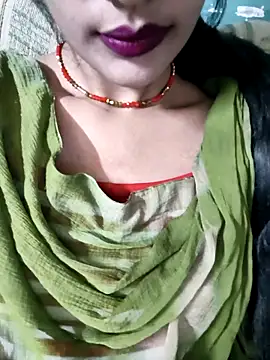 Snapshot of Eshwari_Chopra chatting on October 3, 2025, 4:30 pm Eshwari Chopra online show from October 3, 2025, 4:30 pm