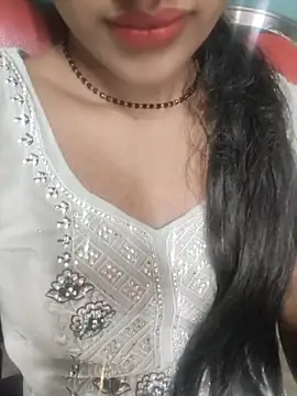 Eshwari Chopra online show from June 9, 2026, 3:24 pm