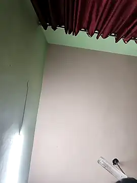 Snapshot of Eshwari_Chopra chatting on September 16, 2025, 3:18 am Eshwari Chopra online show from September 16, 2025, 3:18 am