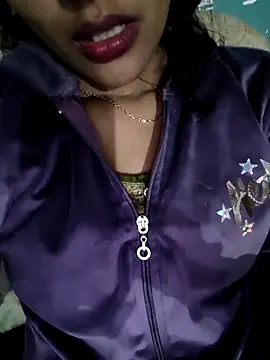 Eshwari Chopra online show from December 14, 2025, 3:35 am