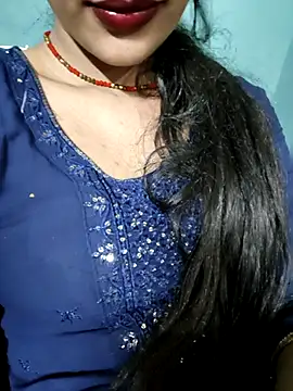 Snapshot of Eshwari_Chopra chatting on May 9, 2026, 5:16 pm Eshwari Chopra online show from May 9, 2026, 5:16 pm