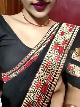 Snapshot of Eshwari_Chopra chatting on September 19, 2025, 4:27 am Eshwari Chopra online show from September 19, 2025, 4:27 am