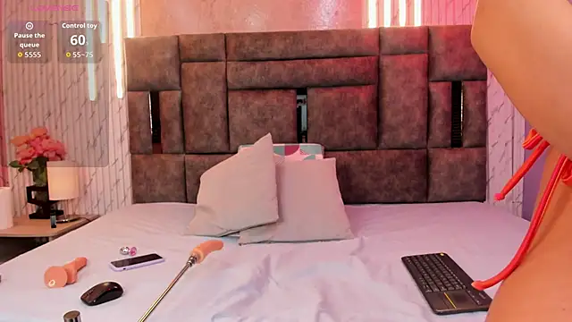 TianaFerrer online show from September 29, 2025, 12:17 am