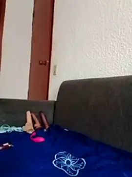 dulcewitch online show from October 25, 2025, 7:03 pm