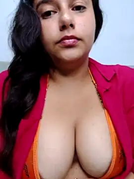 Snapshot of dulcewitch chatting on March 4, 2026, 4:09 am dulcewitch online show from March 4, 2026, 4:09 am