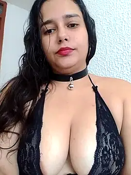 dulcewitch online show from October 18, 2025, 2:08 pm