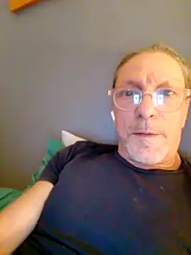 Deddyitalia3p online show from November 20, 2025, 7:58 pm