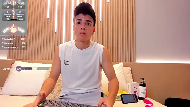 Hotboy21  online show from March 20, 2025, 1:26 pm