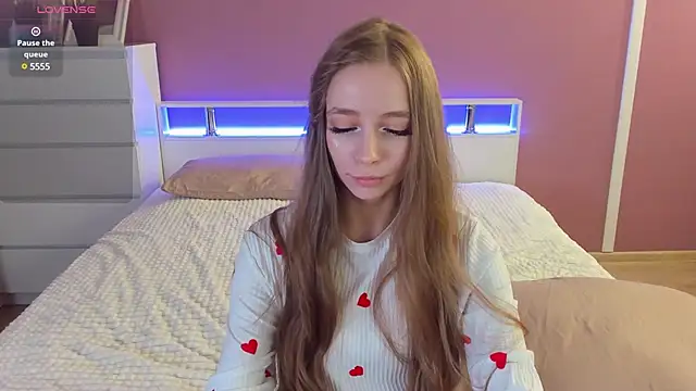 Amy Waynee online show from March 21, 2025, 10:28 pm