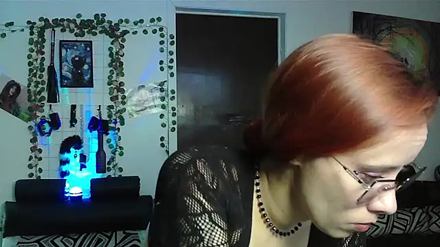 Lexxi hot online show from March 3, 2026, 5:42 pm