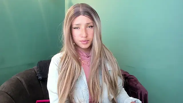 Elaine87  online show from September 11, 2025, 7:47 pm