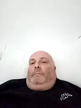 Alexis Bull online show from March 21, 2025, 10:06 pm