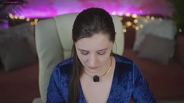 ValeryMurr online show from April 3, 2026, 6:58 pm