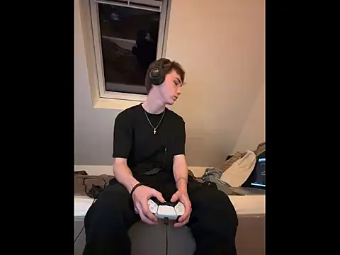 colar55x online show from March 2, 2026, 6:48 pm