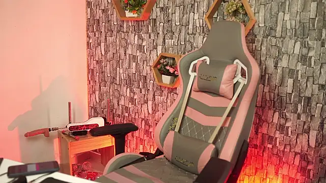 Snapshot of bonniie_98_ chatting on February 4, 2026, 7:42 pm bonniie 98 online show from February 4, 2026, 7:42 pm