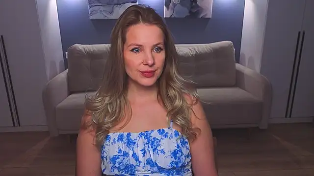 MelanieBennett online show from March 28, 2026, 6:14 am