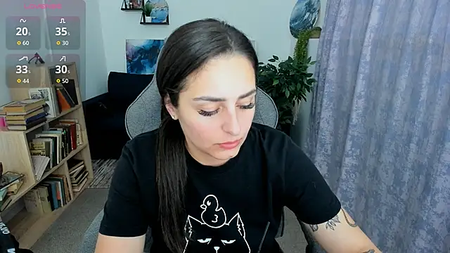 ValeriiMills online show from May 21, 2026, 9:56 pm