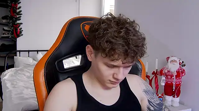 DanyDavis online show from December 4, 2025, 10:47 am