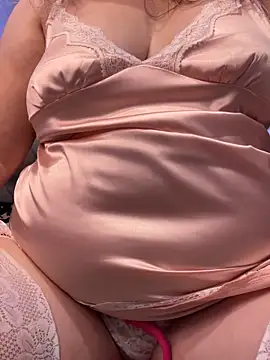 Raven Magical Milf online show from June 15, 2026, 10:37 am
