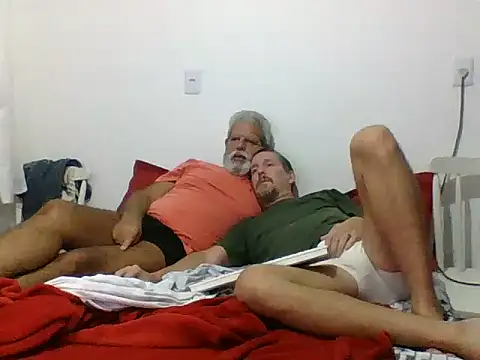 CasalcwBR online show from April 16, 2026, 3:29 am