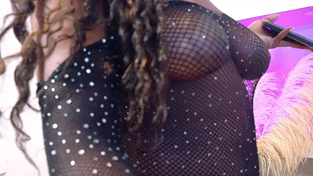 RachelStonne online show from October 25, 2025, 12:50 pm