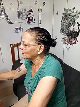 katrina perez online show from February 8, 2026, 2:42 am