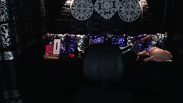 andrewxbi online show from October 11, 2025, 11:39 pm